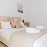 Katherine - Nissi Area Villa Ayia Napa
