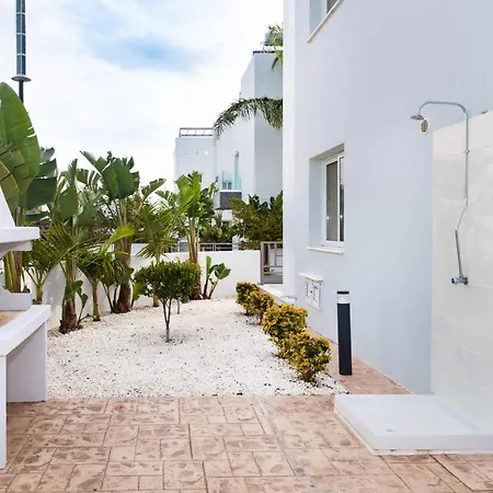 Katherine - Nissi Area Айя-Напа