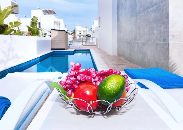 Katherine - Nissi Area