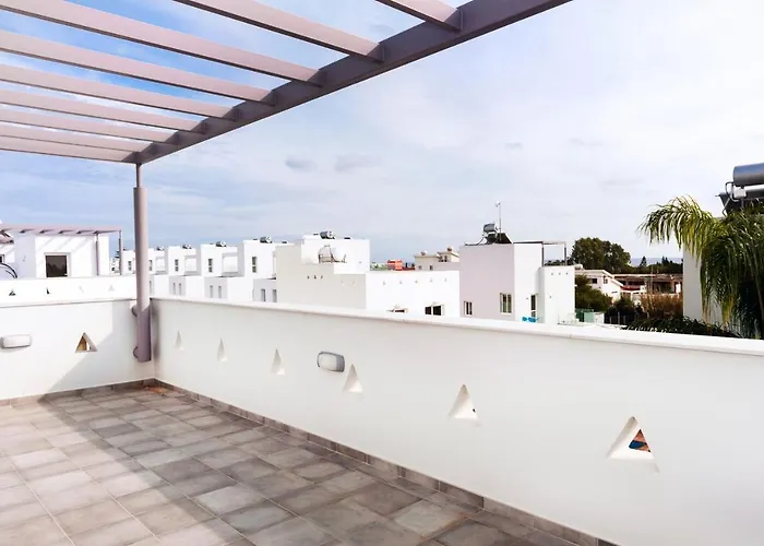 Villa Katherine - Nissi Area *